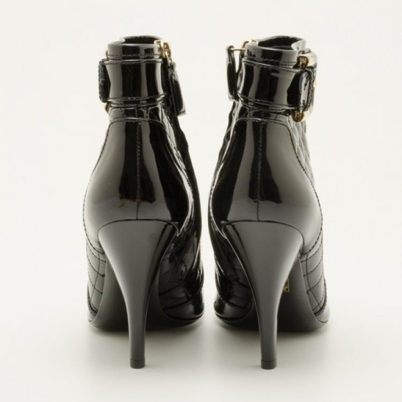 BURBERRY Black Quilted Patent Leather Ankle Boots - Picture 9 of 11